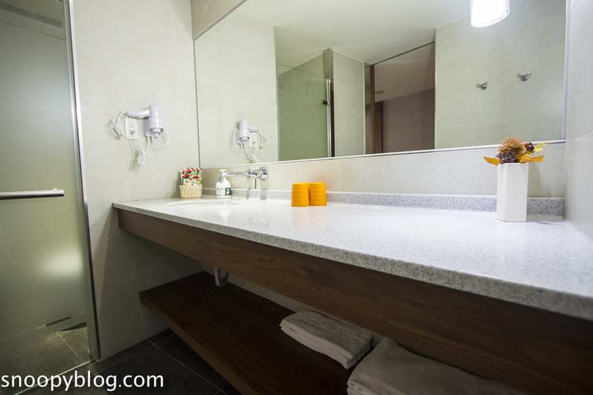 【嘉義住宿】嘉義文化路夜市住宿|桔子商旅嘉義文化店~背包客青旅、友善親子飯店,新冠肺炎防疫全面化旅人住得安心