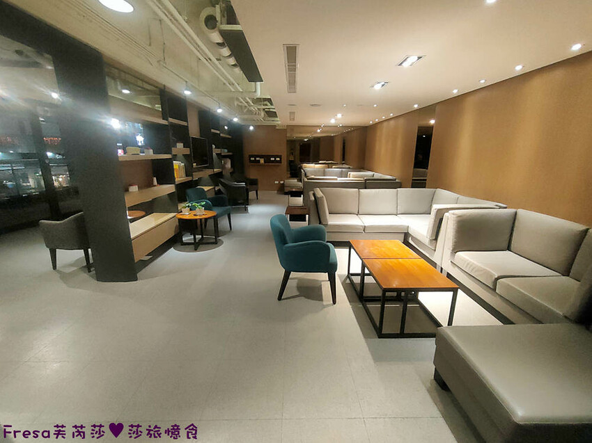 嘉義飯店【福泰桔子商旅】日式房型秒飛日本度假趣.完善舒適的背包客房超大交誼聽│嘉義文化店 - Fresa芙芮莎♥莎旅憶食