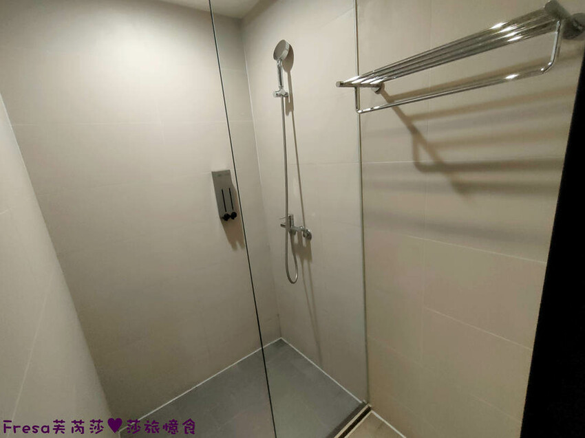 嘉義飯店【福泰桔子商旅】日式房型秒飛日本度假趣.完善舒適的背包客房超大交誼聽│嘉義文化店 - Fresa芙芮莎♥莎旅憶食