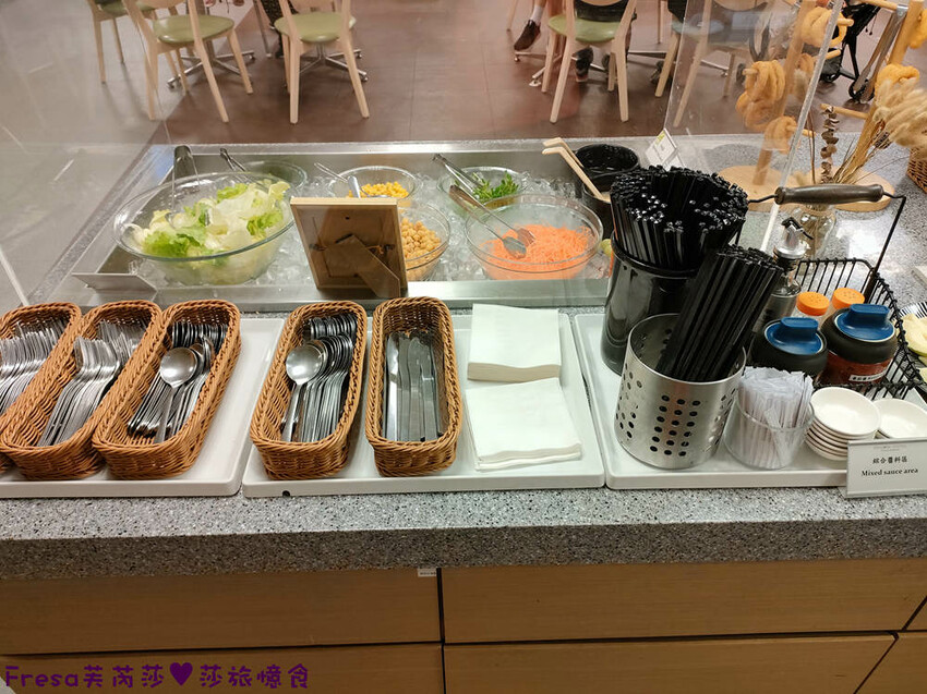 嘉義飯店【福泰桔子商旅】日式房型秒飛日本度假趣.完善舒適的背包客房超大交誼聽│嘉義文化店 - Fresa芙芮莎♥莎旅憶食