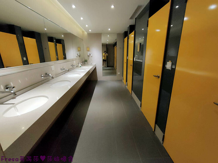嘉義飯店【福泰桔子商旅】日式房型秒飛日本度假趣.完善舒適的背包客房超大交誼聽│嘉義文化店 - Fresa芙芮莎♥莎旅憶食