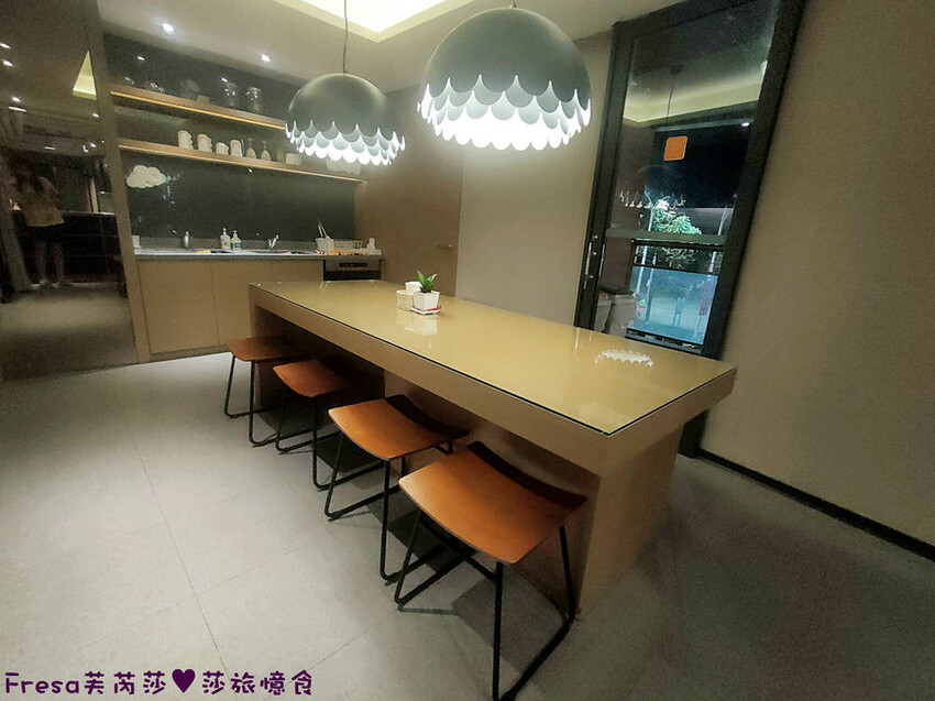 嘉義飯店【福泰桔子商旅】日式房型秒飛日本度假趣.完善舒適的背包客房超大交誼聽│嘉義文化店 - Fresa芙芮莎♥莎旅憶食