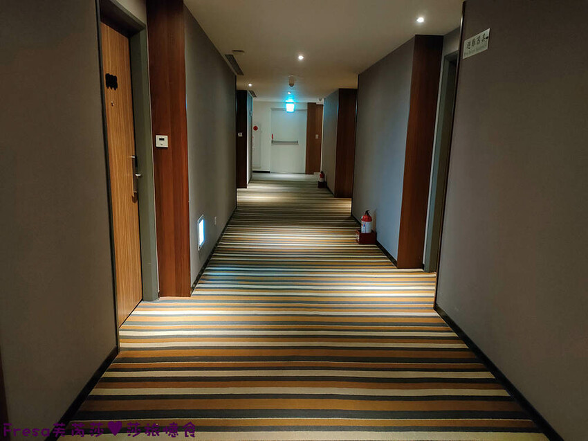 嘉義飯店【福泰桔子商旅】日式房型秒飛日本度假趣.完善舒適的背包客房超大交誼聽│嘉義文化店 - Fresa芙芮莎♥莎旅憶食