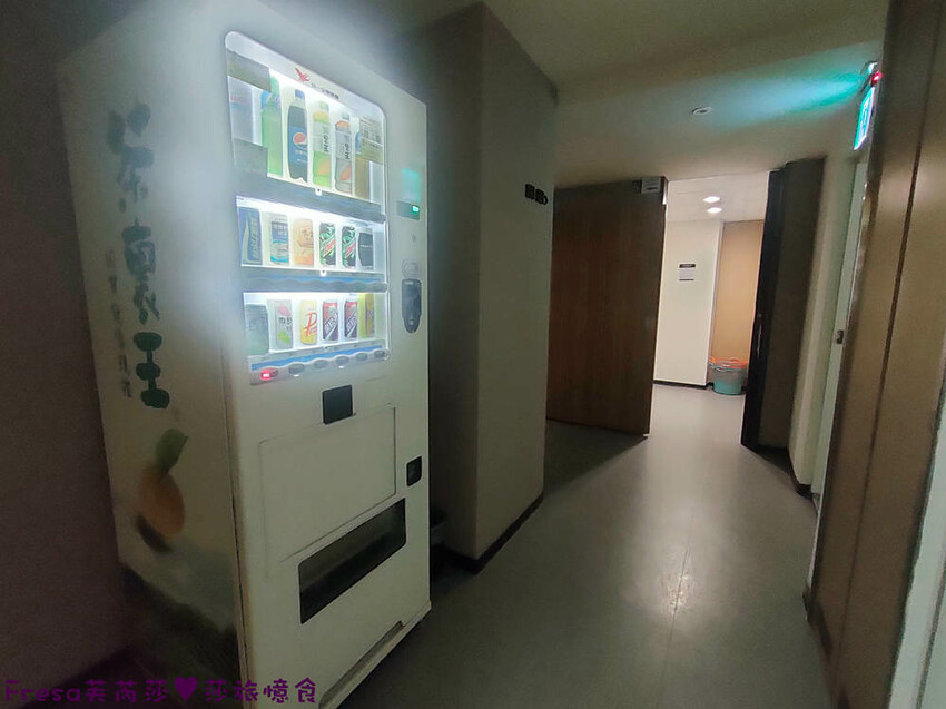 嘉義飯店【福泰桔子商旅】日式房型秒飛日本度假趣.完善舒適的背包客房超大交誼聽│嘉義文化店 - Fresa芙芮莎♥莎旅憶食