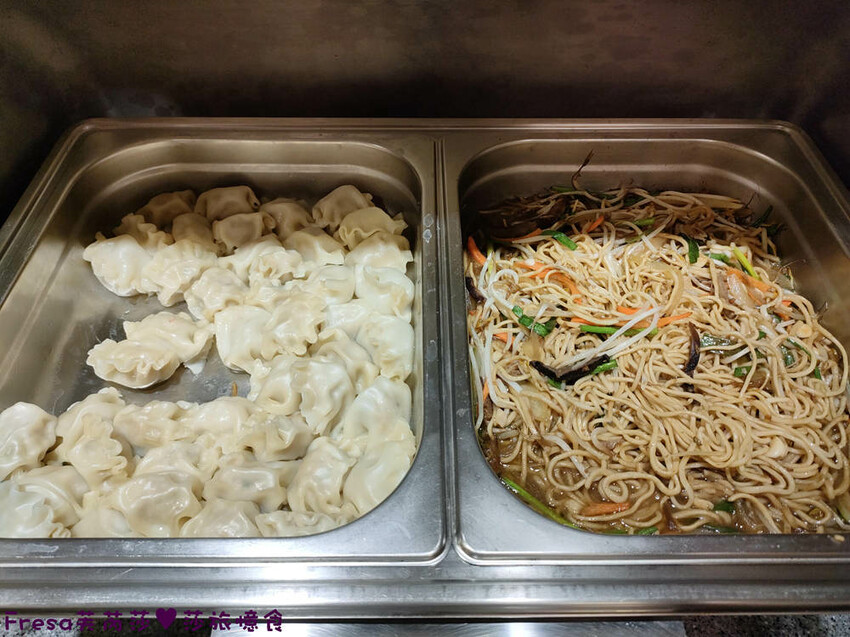 嘉義飯店【福泰桔子商旅】日式房型秒飛日本度假趣.完善舒適的背包客房超大交誼聽│嘉義文化店 - Fresa芙芮莎♥莎旅憶食