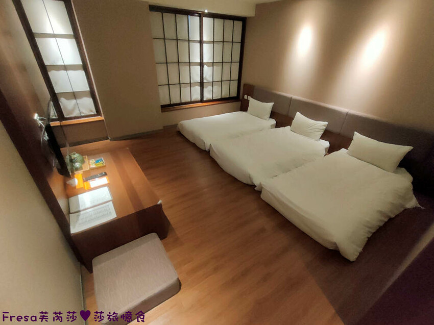 嘉義飯店【福泰桔子商旅】日式房型秒飛日本度假趣.完善舒適的背包客房超大交誼聽│嘉義文化店 - Fresa芙芮莎♥莎旅憶食