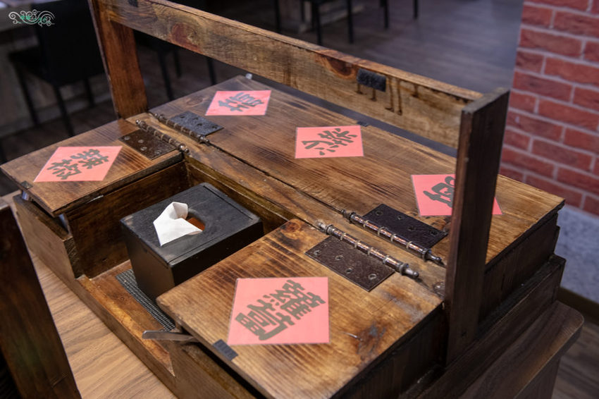 桃園火鍋推薦》金鍋盃桃園店 - 重量級航空母艦海鮮盤 成功路頂級美味鍋物 - 時空幻境 凌雲江海清