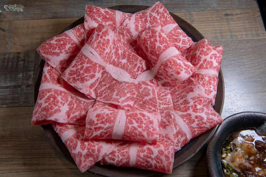 桃園火鍋推薦》金鍋盃桃園店 - 重量級航空母艦海鮮盤 成功路頂級美味鍋物 - 時空幻境 凌雲江海清