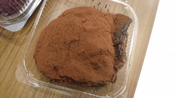 （胖匠）パン匠Bakery烘焙工房(大立)：高雄~胖匠 パン匠Bakery烘焙工房 髒髒包~超火紅髒髒旋風~不只髒到最高點還會爆漿呦~