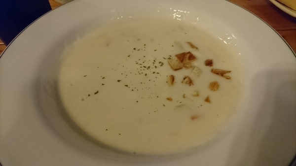 Lovely童話花園(花園店)：高雄~Lovely童話花園~創意義式料理~充滿童趣的大野狼與小紅帽~夢幻少女系甜點~熱戀草莓甜心蜜糖吐司~