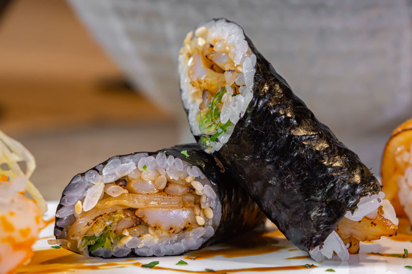 一貫手作壽司，中科商圈人氣美食，食材新鮮用料實在，用餐環境舒適有氣氛。 - 微笑Joe幸運