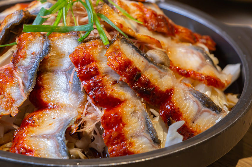 一貫手作壽司，中科商圈人氣美食，食材新鮮用料實在，用餐環境舒適有氣氛。 - 微笑Joe幸運