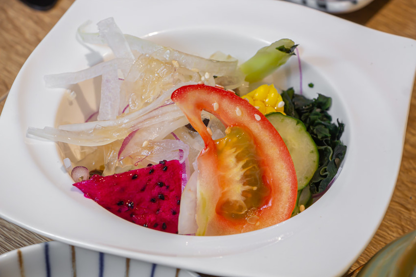 一貫手作壽司，中科商圈人氣美食，食材新鮮用料實在，用餐環境舒適有氣氛。 - 微笑Joe幸運