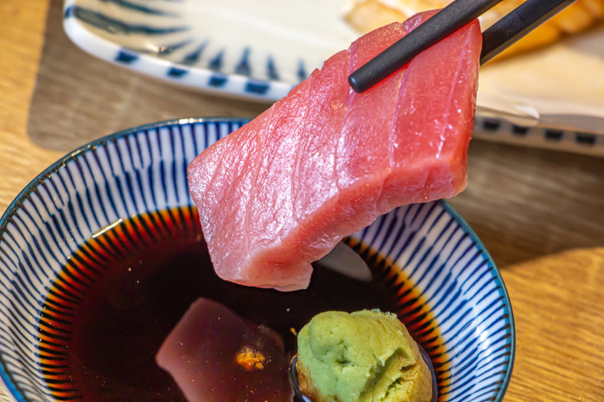 一貫手作壽司，中科商圈人氣美食，食材新鮮用料實在，用餐環境舒適有氣氛。 - 微笑Joe幸運