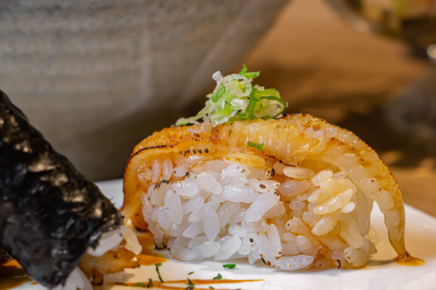 一貫手作壽司，中科商圈人氣美食，食材新鮮用料實在，用餐環境舒適有氣氛。 - 微笑Joe幸運