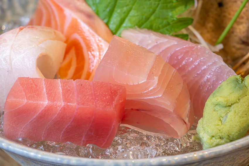 一貫手作壽司，中科商圈人氣美食，食材新鮮用料實在，用餐環境舒適有氣氛。 - 微笑Joe幸運