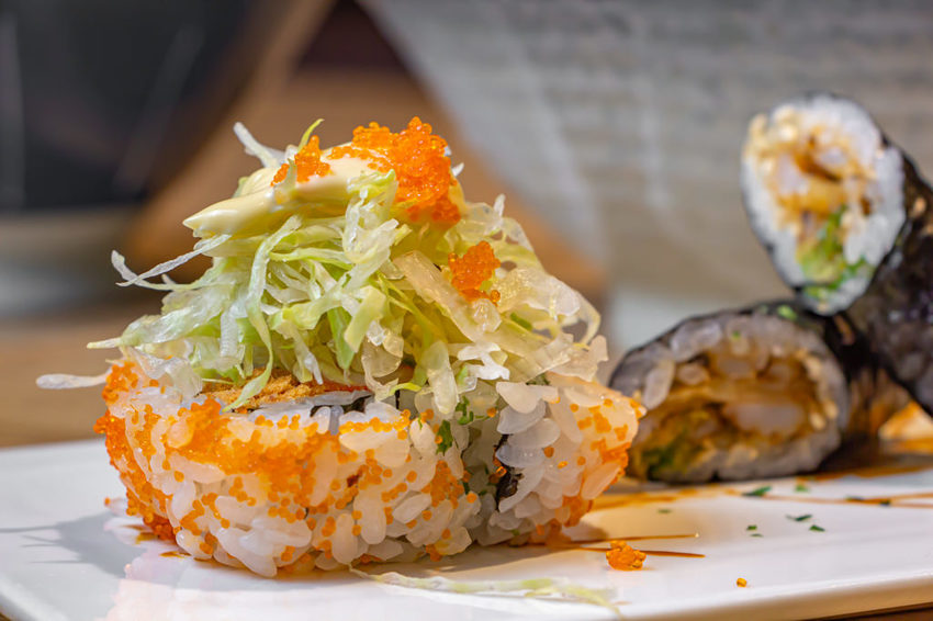 一貫手作壽司，中科商圈人氣美食，食材新鮮用料實在，用餐環境舒適有氣氛。 - 微笑Joe幸運