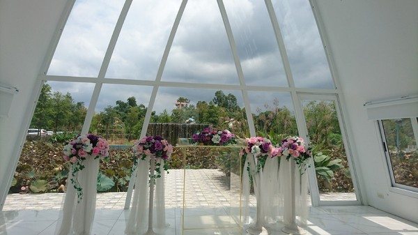 古坑珍‧粉紅城堡 水漾森林敎堂：雲林古坑~珍粉紅城堡 水漾森林敎堂~繽紛彩虹步道~超夢幻超浪漫~好拍到嫑嫑的~婚紗拍照打卡的好地方~