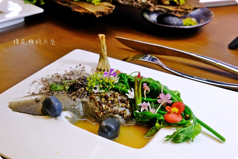 2018台中最令人期待的無菜單料理Feuille,一年只賣兩個月,吃土、吃花、吃石頭還吃泥巴!