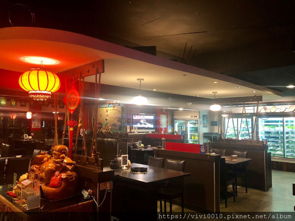 圓圓家愛吃貨-《台北中山》行天宮巷弄藏美食，赤哥汕頭火鍋(台北松江總店)，新鮮溫體牛熱湯川燙，甘甜好滋味！