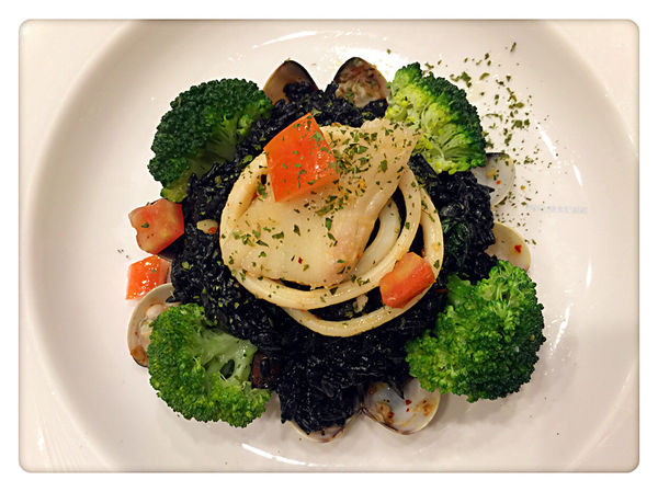 【新店美食】帕米義麵屋 ~ 新店平價義大利麵❤️加麵加飯不加價/點餐送濃湯/滿199送薯條 - 捷運大坪林站 