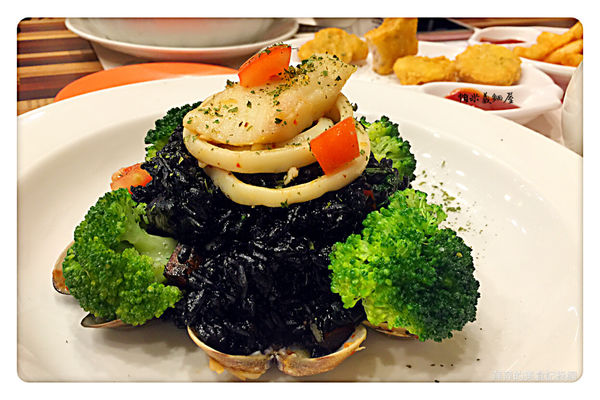 【新店美食】帕米義麵屋 ~ 新店平價義大利麵❤️加麵加飯不加價/點餐送濃湯/滿199送薯條 - 捷運大坪林站 