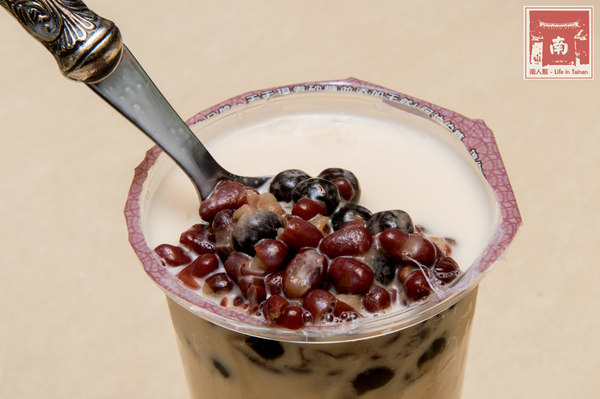 茶水印新營延平店(新營延平店)：【台南新營】大家搶著買的青蛙撞奶｜起鍋一次只能供應23杯｜自熬黑糖｜L-阿拉伯糖~茶水印新營延平店