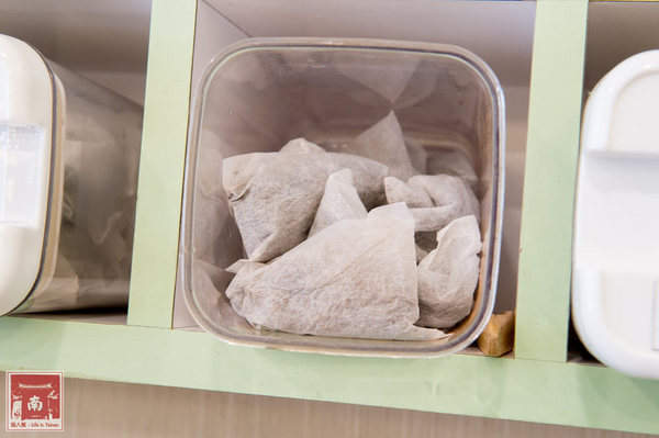 茶水印新營延平店(新營延平店)：【台南新營】大家搶著買的青蛙撞奶｜起鍋一次只能供應23杯｜自熬黑糖｜L-阿拉伯糖~茶水印新營延平店