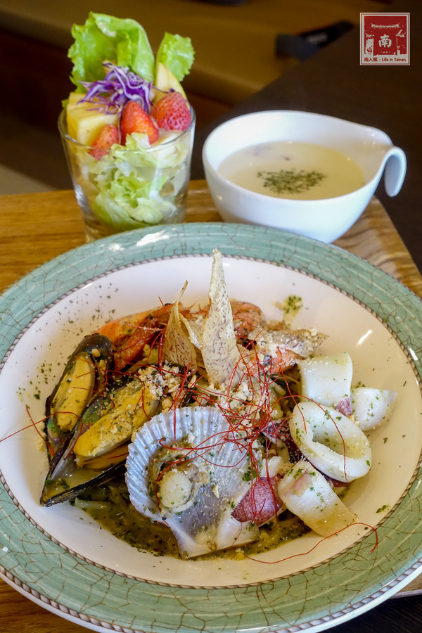 麗瓷咖啡:【台南美食】臺南應用科大美食|永康早午餐|義大利麵|瓷器咖啡館~麗瓷咖啡 lazy Café