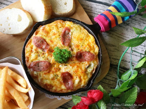 義小間 Little house:台中美食│義小間 Little house〃近中興大學平價義大利麵專賣店,裝潢溫馨可愛,還有販售澎派早午餐~