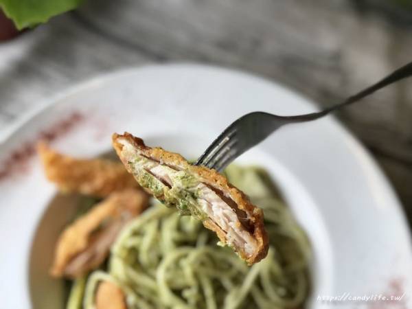 義小間 Little house:台中美食│義小間 Little house〃近中興大學平價義大利麵專賣店,裝潢溫馨可愛,還有販售澎派早午餐~