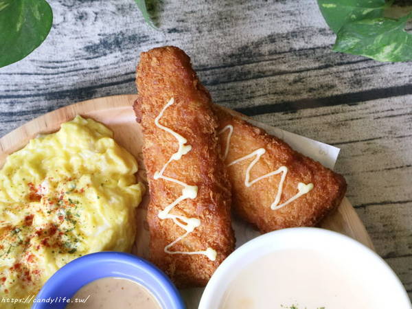 義小間 Little house:台中美食│義小間 Little house〃近中興大學平價義大利麵專賣店,裝潢溫馨可愛,還有販售澎派早午餐~