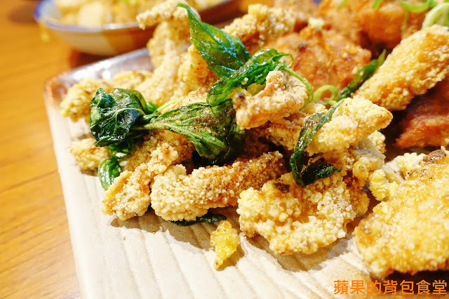 [食記] 新竹東區 - 小東門蒸烤鮮飯食 鮮甜粵式啵啵蛤蛤蜊超量 麻辣炒公仔麵飽足過癮 舒肥烤牛排多汁軟嫩 下班小酌好去處 新竹美食