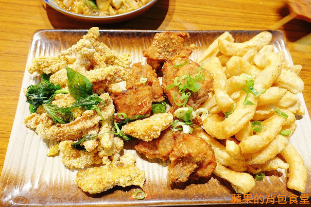 [食記] 新竹東區 - 小東門蒸烤鮮飯食 鮮甜粵式啵啵蛤蛤蜊超量 麻辣炒公仔麵飽足過癮 舒肥烤牛排多汁軟嫩 下班小酌好去處 新竹美食