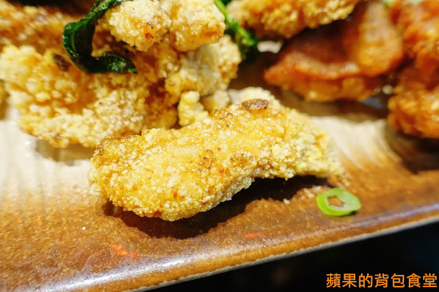 [食記] 新竹東區 - 小東門蒸烤鮮飯食 鮮甜粵式啵啵蛤蛤蜊超量 麻辣炒公仔麵飽足過癮 舒肥烤牛排多汁軟嫩 下班小酌好去處 新竹美食