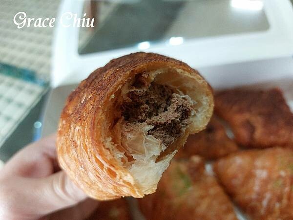 香濃巧克 八月堂可頌 台北京站時尚廣場B2F