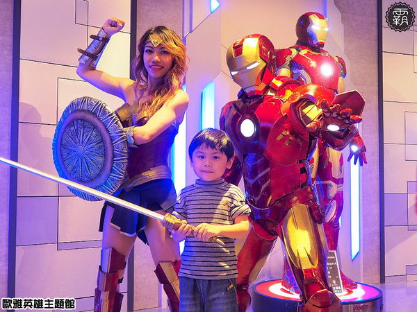 歐雅英雄主題館：歐雅英雄主題館正式開幕拉～北屯親子景點開幕當天眾星雲集，館內還有歐雅系統家具樣品可以參觀唷！