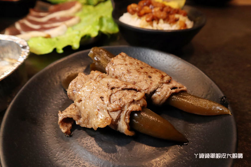 新竹燒烤吃到飽！愛烤愛對囉新竹店，新竹大遠百附近超狂海陸吃到飽！壽星生日優惠