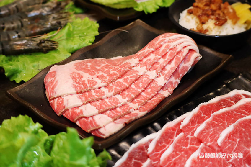 新竹燒烤吃到飽！愛烤愛對囉新竹店，新竹大遠百附近超狂海陸吃到飽！壽星生日優惠