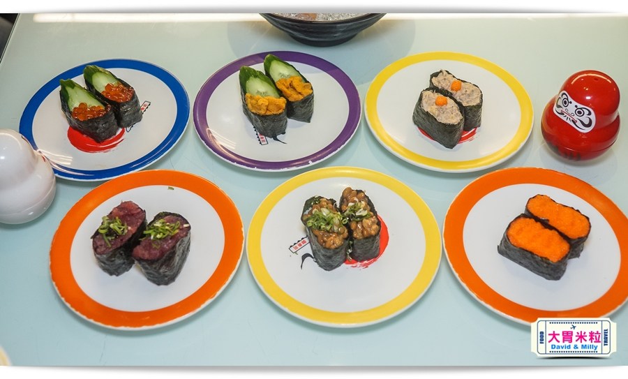 新幹線列車,現點現做直達桌邊,高雄左營,御壽司,迴轉壽司每盤30元起,享受握壽司.丼飯.壽喜燒,天婦羅,這裡通通有 - 大胃米粒 DAVID & MILLY