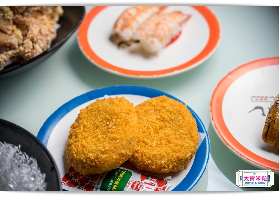 新幹線列車,現點現做直達桌邊,高雄左營,御壽司,迴轉壽司每盤30元起,享受握壽司.丼飯.壽喜燒,天婦羅,這裡通通有 - 大胃米粒 DAVID & MILLY