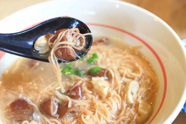 【桃園美食】峰味麵線食堂-從路邊攤開到店面的超強麵線店