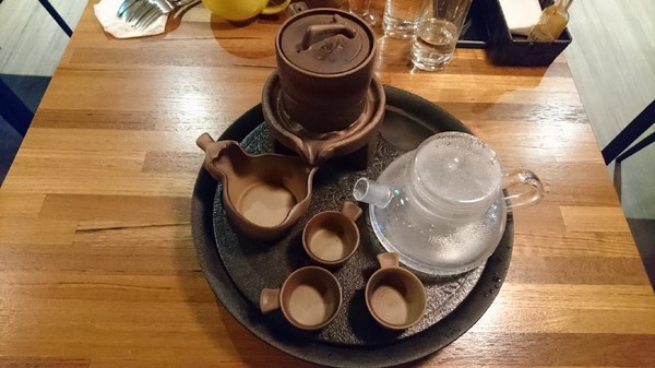 Lion 義式餐酒館-浮誇系調酒：《愛評體驗券》高雄~Lion 義式餐酒館 超浮誇系調酒~視覺味覺最佳饗宴~IG拍照熱點~