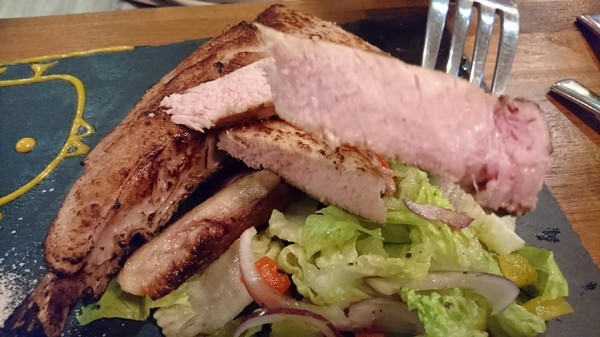 Lion 義式餐酒館-浮誇系調酒：《愛評體驗券》高雄~Lion 義式餐酒館 超浮誇系調酒~視覺味覺最佳饗宴~IG拍照熱點~