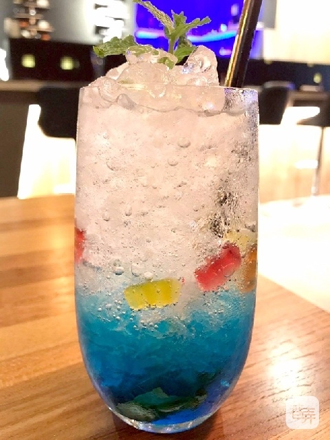 Lion義式餐酒館_湛藍之星