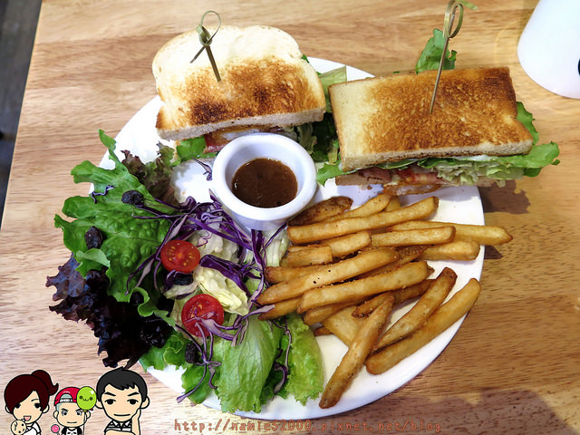 ◆[食-信義區]Most food&drinks。象山站/早午餐。約會好去處。捷運美食。大份量餐點。cp值高