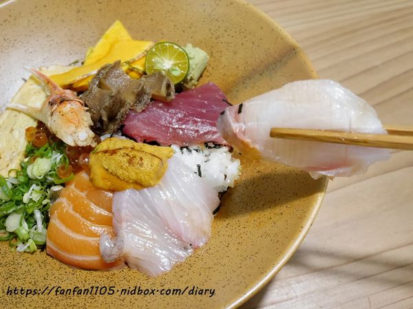 【內湖美食】瞞著爹- 江南店 特選綜合豪快丼 #高CP值丼飯 #內湖丼飯 #自動販賣機點餐 #日本料理 (17).JPG