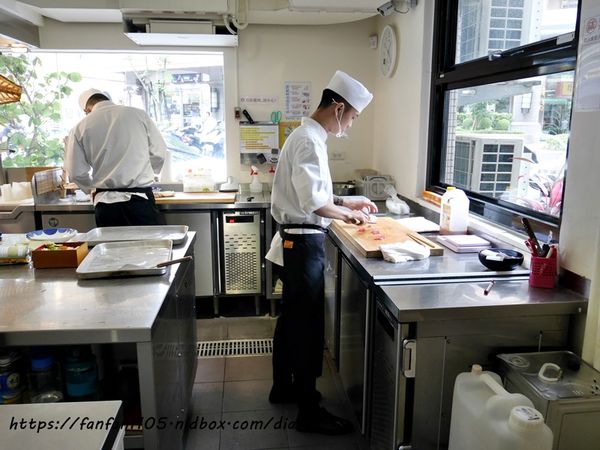 【內湖美食】瞞著爹- 江南店 特選綜合豪快丼 #高CP值丼飯 #內湖丼飯 #自動販賣機點餐 #日本料理 (21).JPG