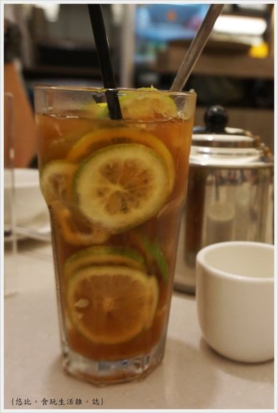 銅鑼灣文記港式餐廳-8-招牌凍檸茶.JPG 銅鑼灣文記港式餐廳-8-招牌凍檸茶.JPG