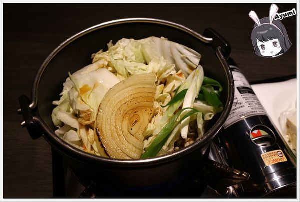 集客人間茶館-三多店：[食記]►高雄前鎮區◄集客人間茶館在高雄三多商圈展店囉!!!!24小時營業、隨時想吃鍋、烤肉、喝茶、茶點都ＯＫ，捷運三多商圈4號出口步行1分鐘~